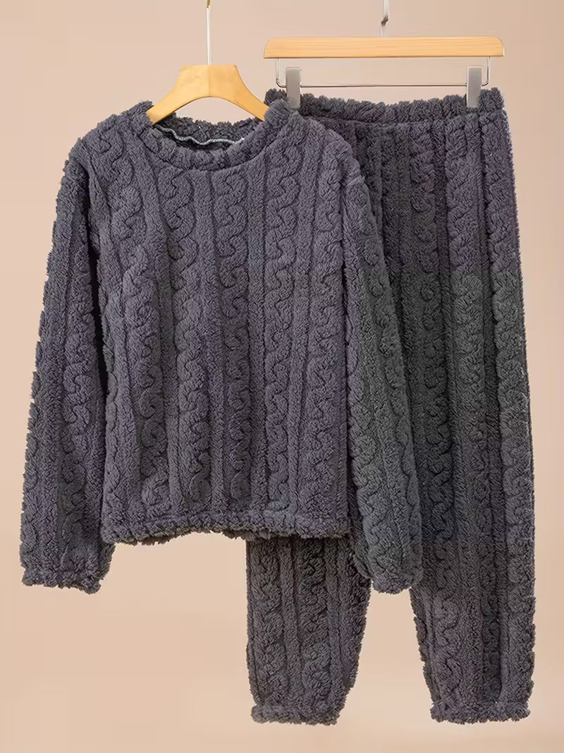 [100451] ふわふわ長袖パジャマセット