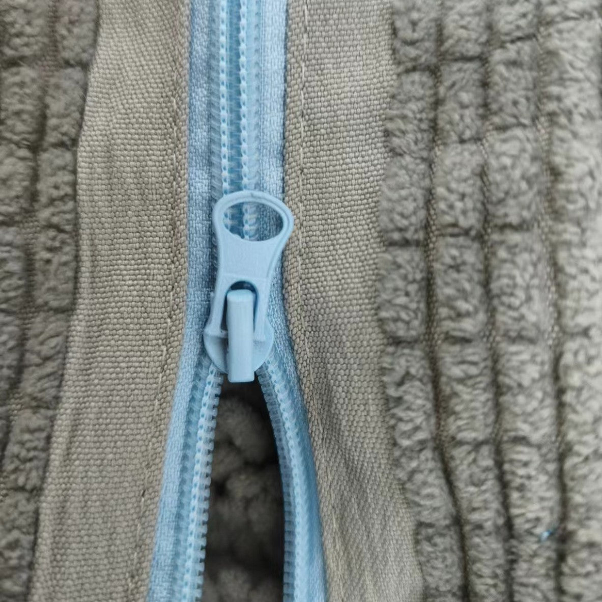 ふわウォッシュ - 静かに洗う靴用バッグ